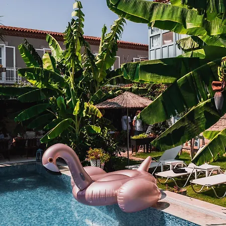 Evliyagil By Katre 2* Alaçatı